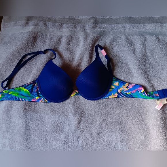PINK Victoria's Secret Blue Hawaiian Wear Everywhere Push-Up Bra. 32A. NWT! - Picture 2 of 10